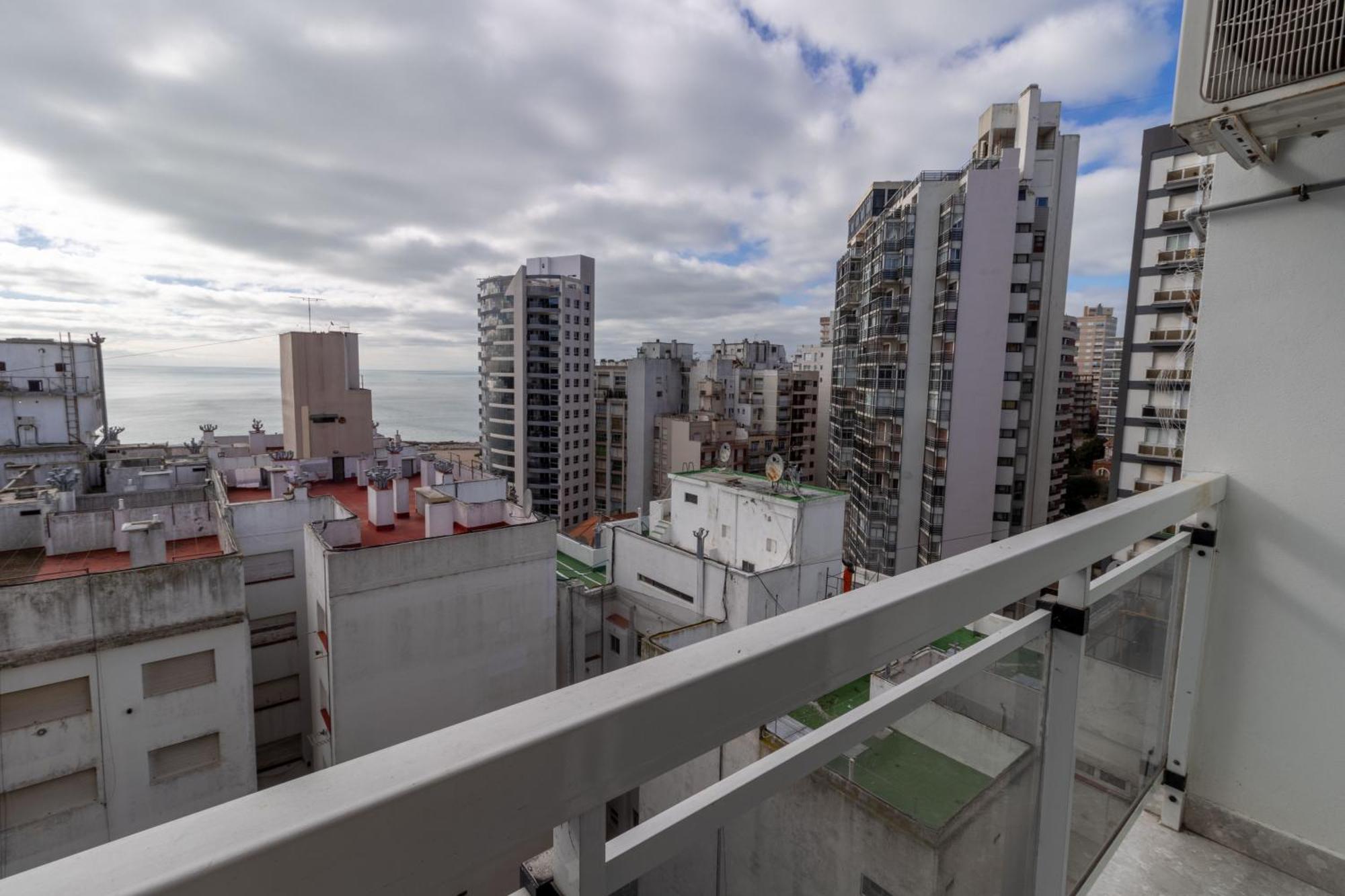 Check And - Gueemes Ii - 4 Huespedes Escandinavo Con Vista Al Mar * Mar del Plata